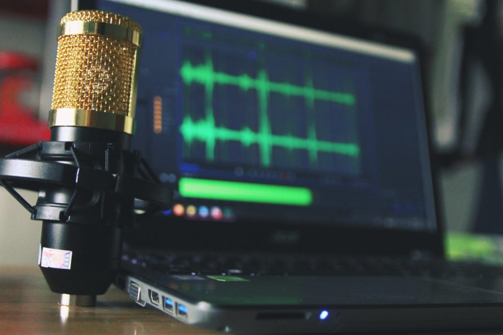 Podcast-Tipp: Gemeinsam durch die Galaxis